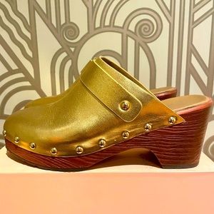 Martha Stewart Colab w/ Aerosoles Metallic Gold Clogs 7 1/2 Like New